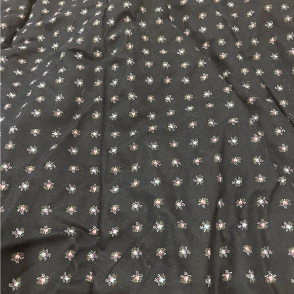 Handmade Tree Skirt - Picture 11 of 11